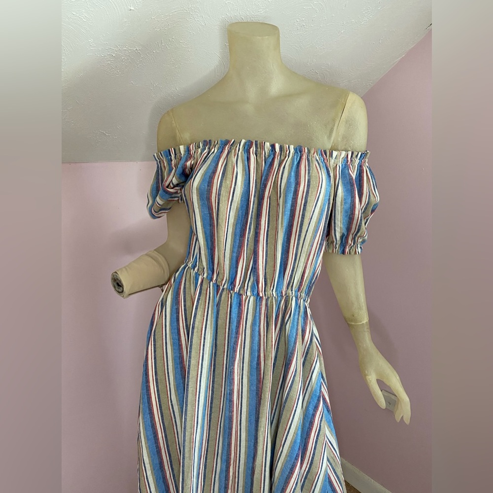 Scoop Off The Shoulder Linen Blend Dress - Picture 7 of 14